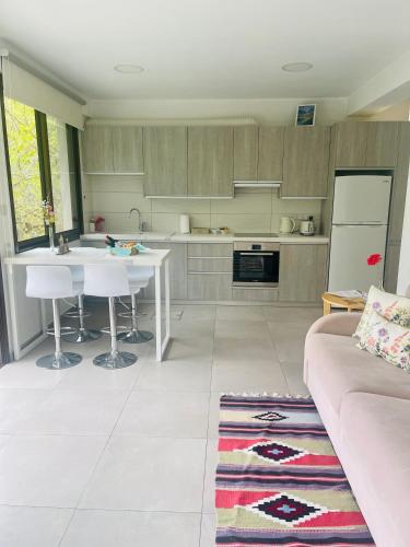 Riverside Suite