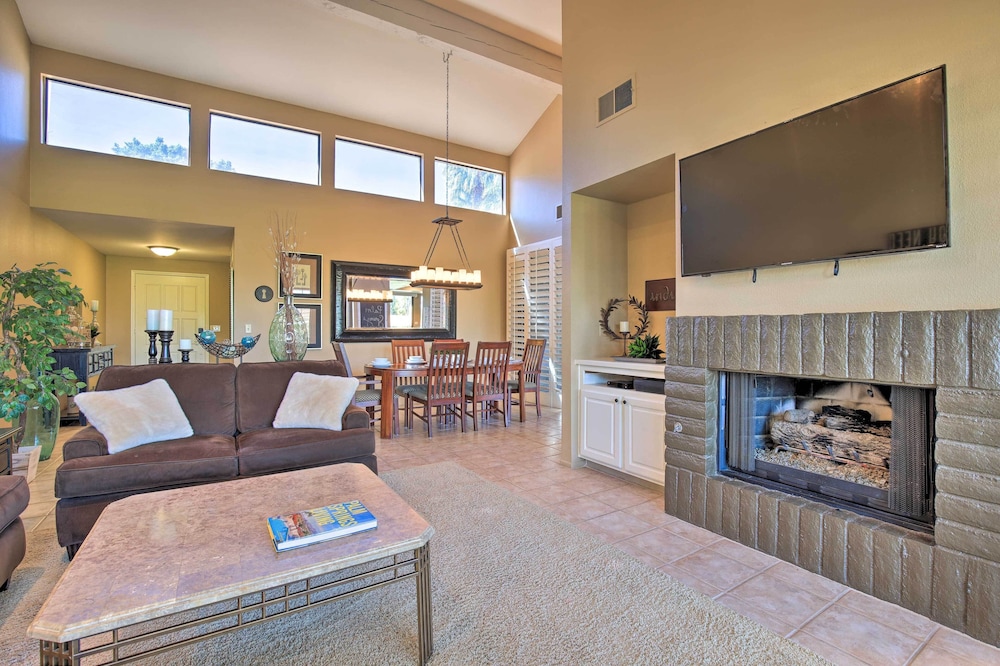 Golf Resort Getaway w Pool Access in Palm Desert - photo 7