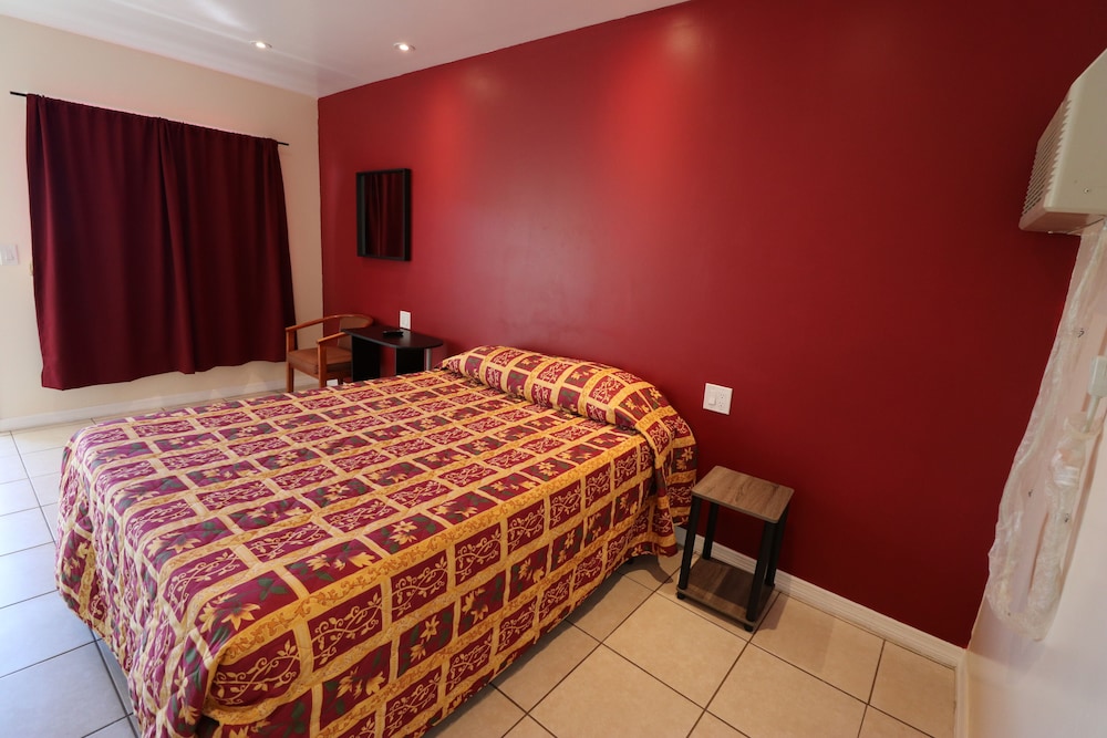 Sandman Inn Motel - photo 4