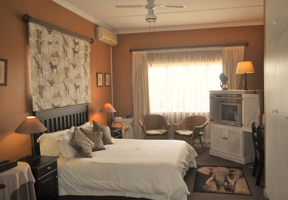 Sparkling Star Bed & Breakfast — 4-Star Luxury Hotel in Durban, South Africa