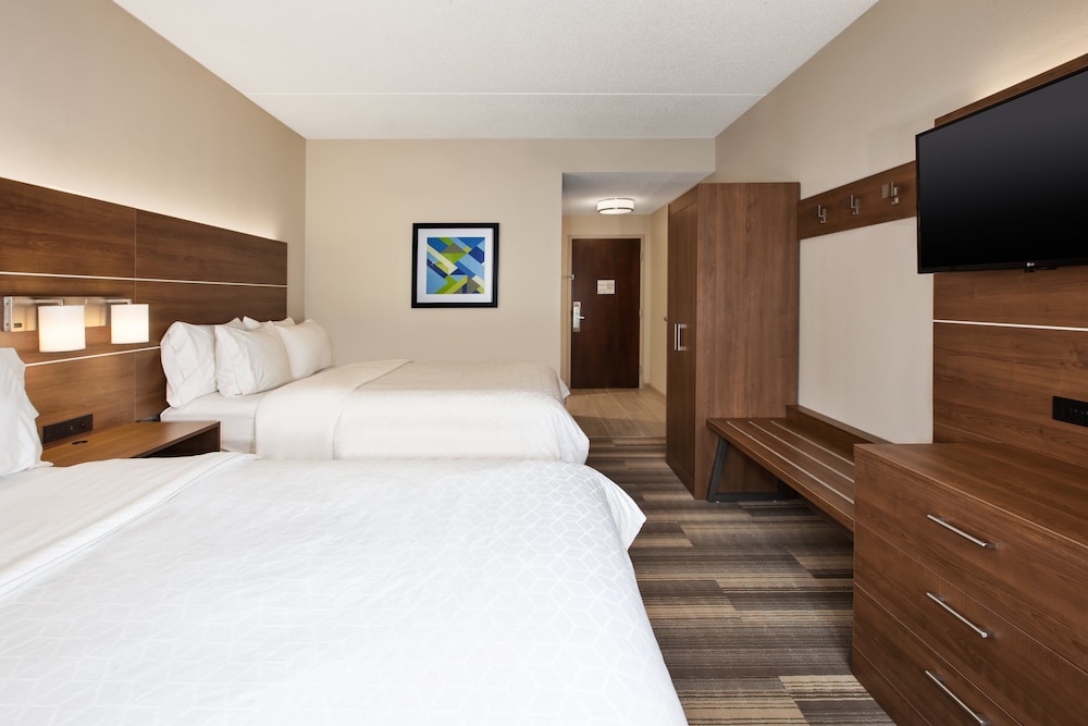 Holiday Inn Express Hotel & Suites Warrenton by IHG - photo 11