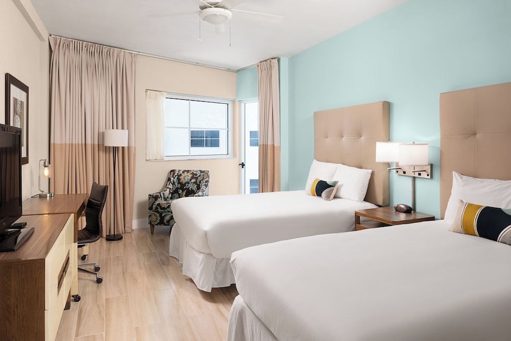 Sherry Frontenac Oceanfront Hotel - photo 22