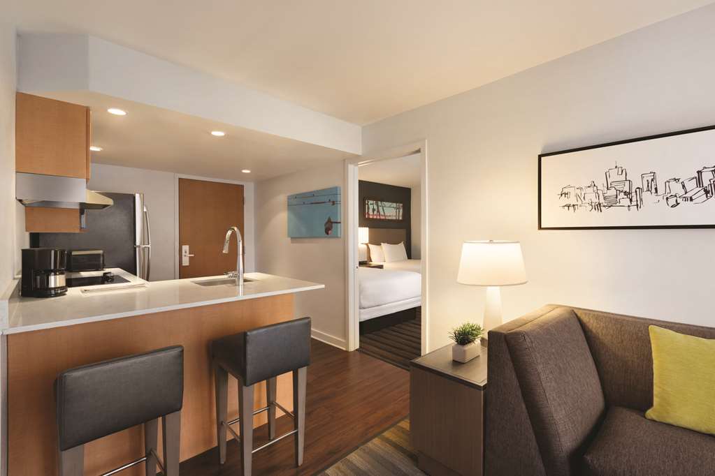 HYATT house Miami Airport - photo 9