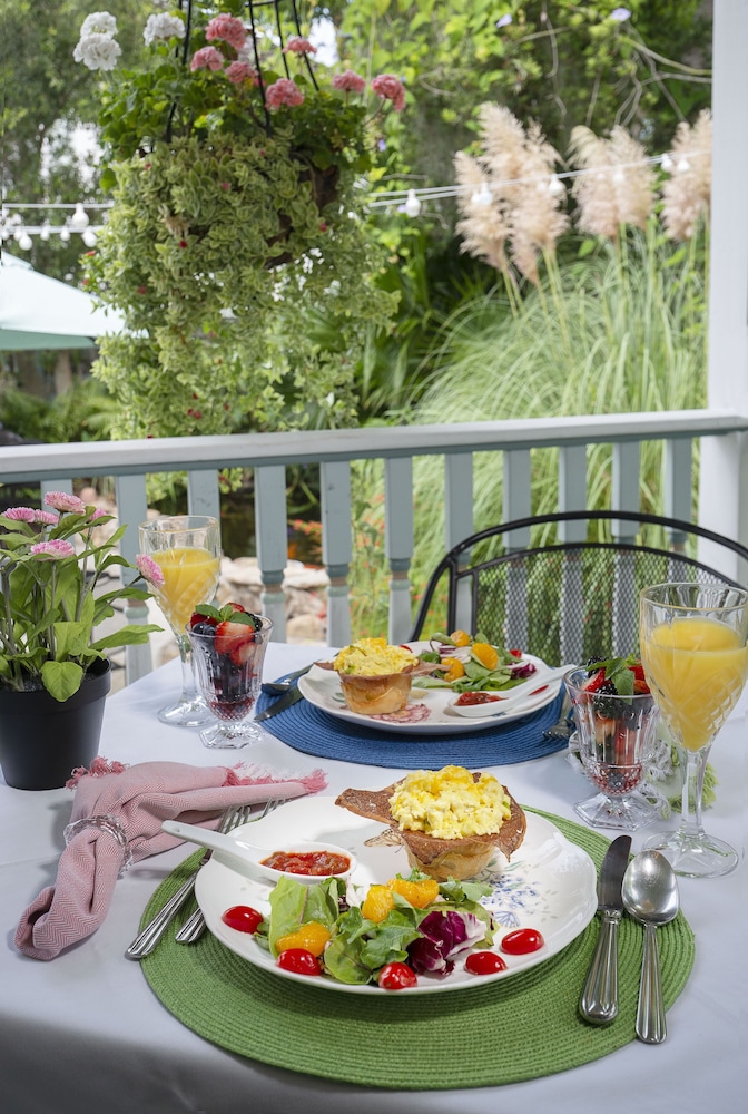 The Kenwood Inn - photo 70