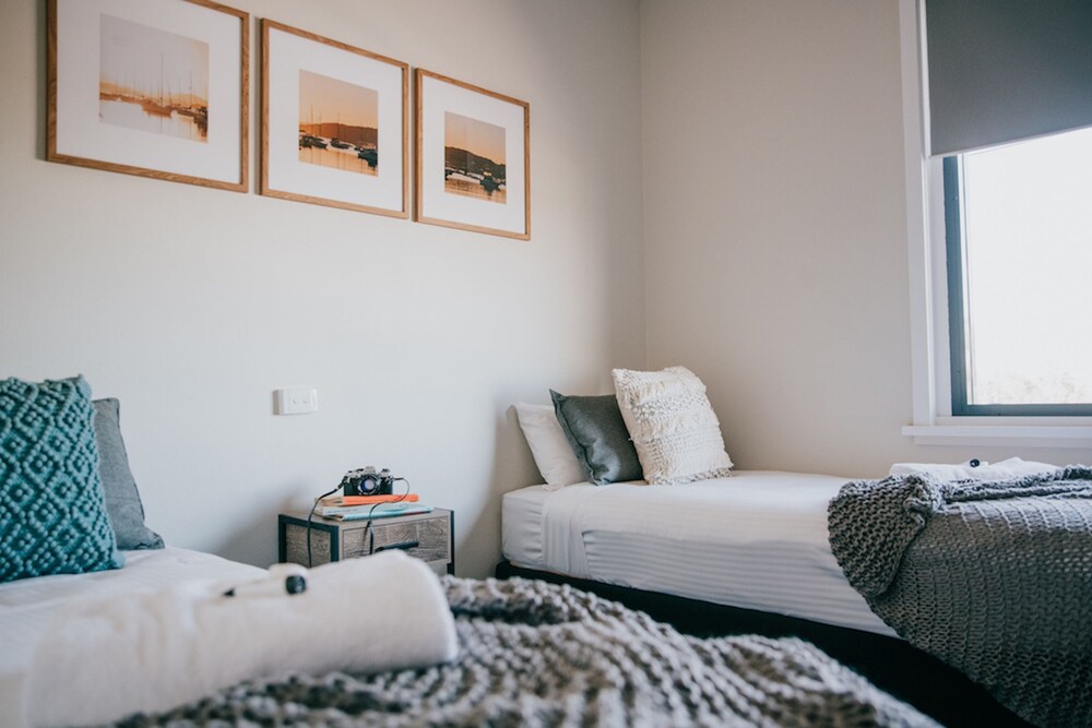 Gunyah Hotel in Belmont, Australia