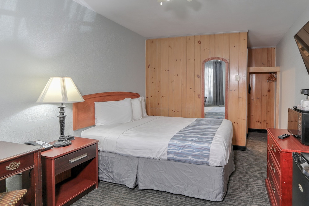 Belle Aire Motel - photo 13