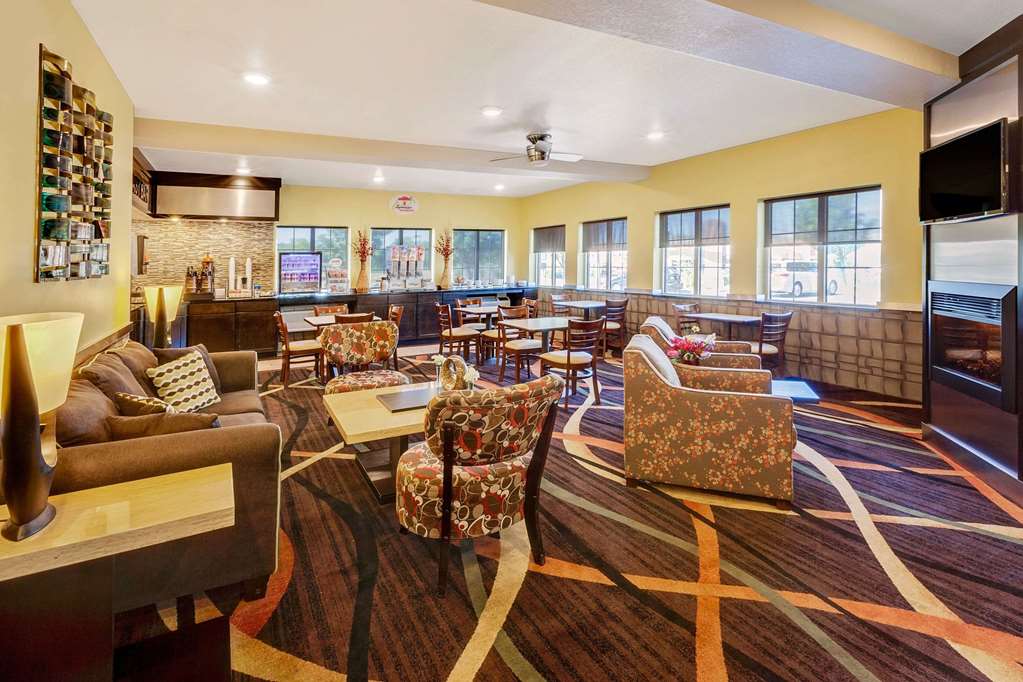 Super 8 by Wyndham Akron S Green Uniontown OH - photo 15