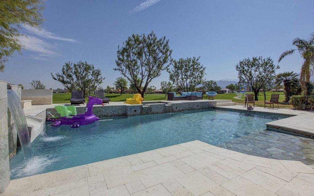 4Br Pga West Pool Home By Elvr 56600 — 4-Star Luxury Hotel in La Quinta, United States