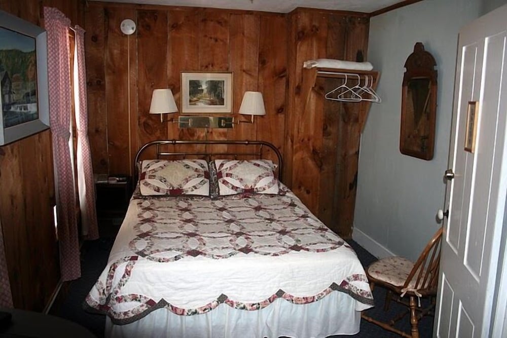 Salt Ash Inn - photo 90