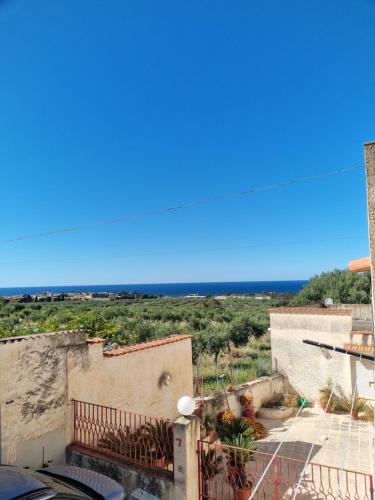 Sea View Rosetta House — 4-Star Luxury Hotel in Tonnara Di Bonagia, Italy