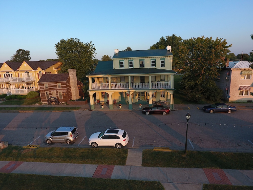 Empire House Hotel - photo 36