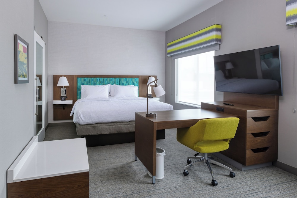 Hampton Inn & Suites by Hilton Bakersfield Central - photo 9