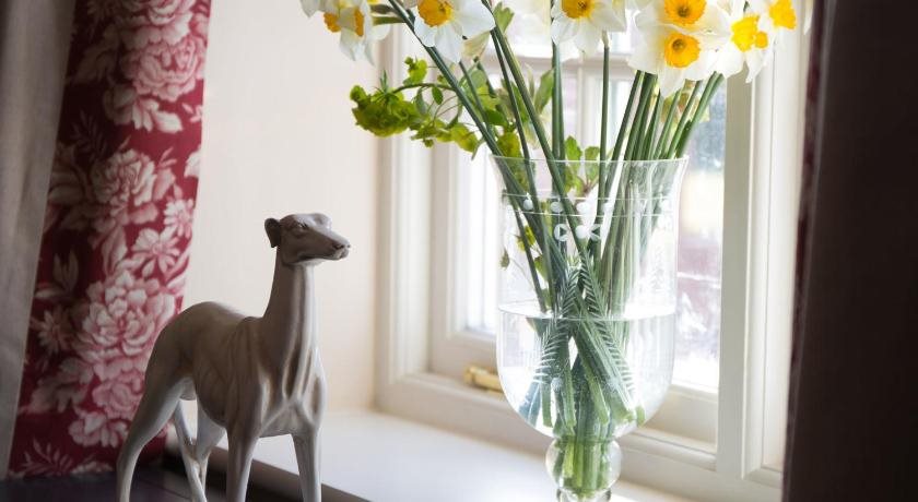 The Loddon Swan — 4-Star Luxury Hotel in Loddon, United Kingdom