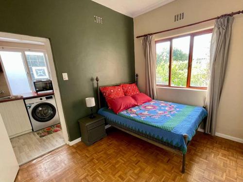 1BR Cottage Pvt Entry Load Shed Ready Book Now