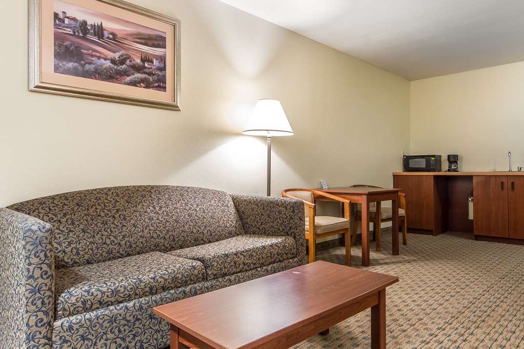 Quality Inn & Suites Santa Rosa South - photo 27