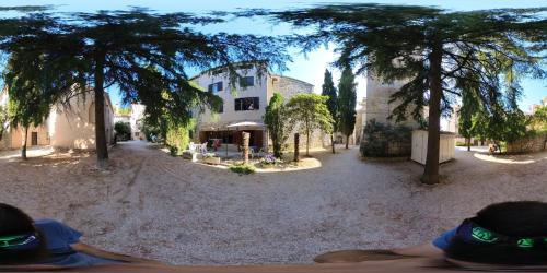 Srećko — 4-Star Luxury Hotel in Bale, Croatia