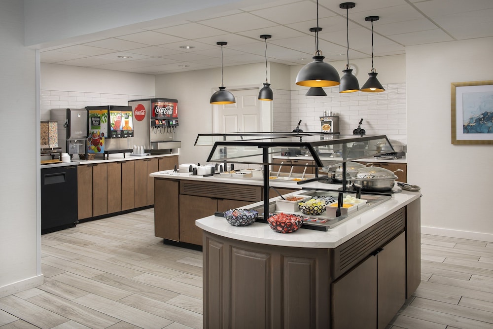 Staybridge Suites San Antonio by IHG - photo 22