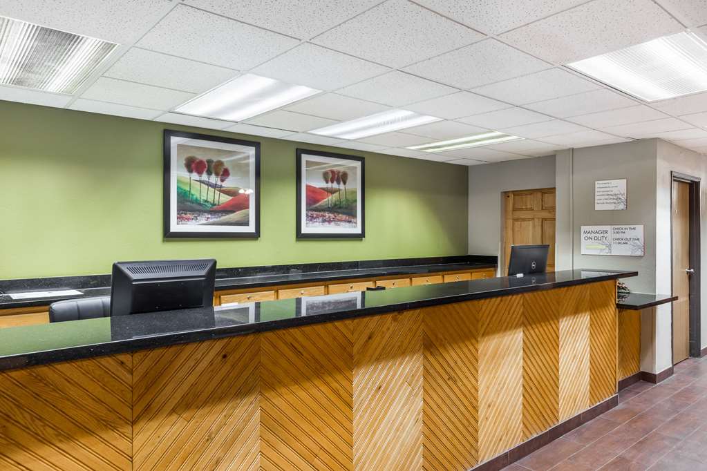 Ramada by Wyndham Platte City KCI Airport - photo 2