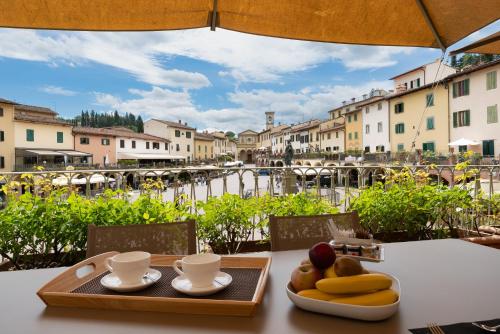 Suite Greve in Chianti — 4-Star Luxury Hotel in Greve In Chianti, Italy