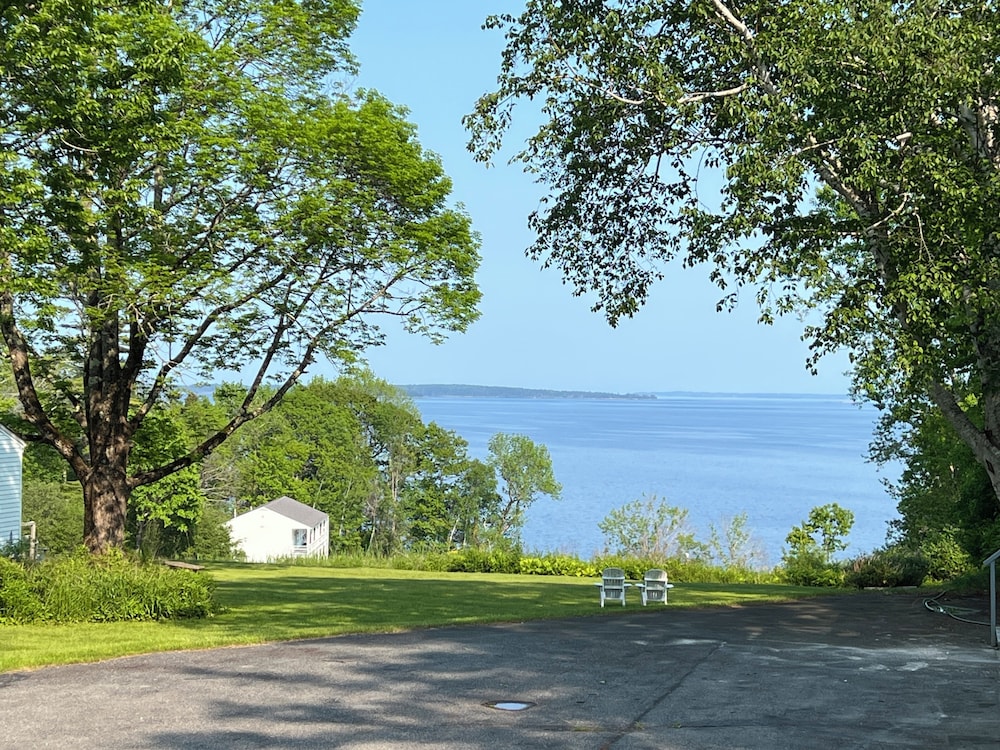 The High Tide Inn - photo 177