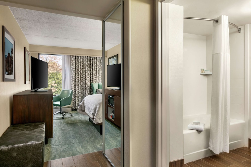 Hampton Inn by Hilton Richmond North Ashland - photo 25