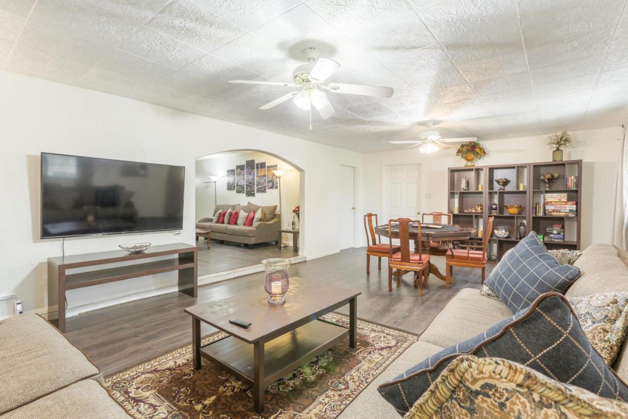 Vacation Home 3.5 Mi To Strip Dt Outlt Up To 8 Gst