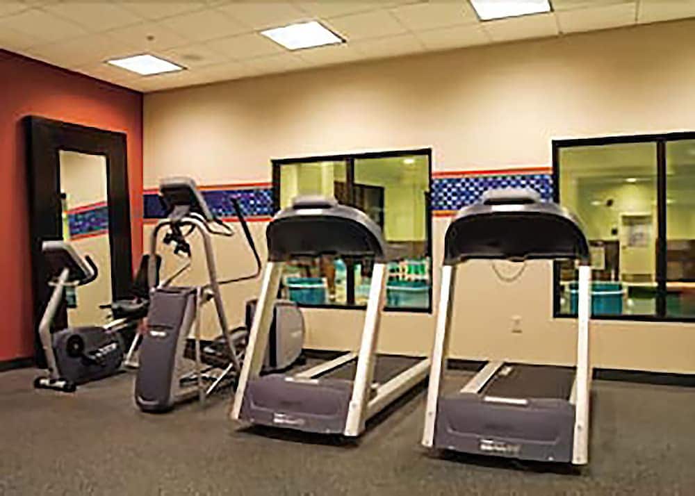 Hampton Inn & Suites Robbinsville - photo 34
