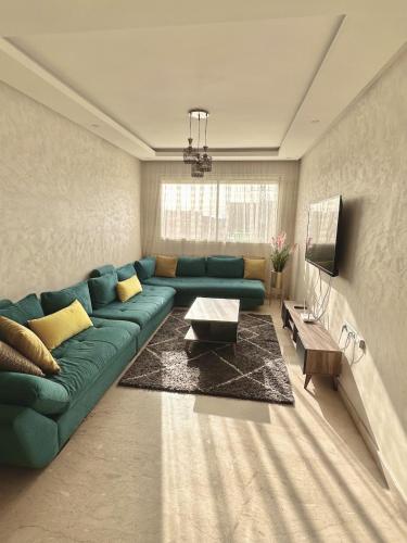 Sunny 2 Bedroom Apartment with Pool for a Great Stay — 4-Star Luxury Hotel in Mohammedia, Morocco