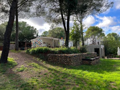 Stone Garden Casa En Plena Naturaleza — 4-Star Luxury Hotel in Uceda, Spain