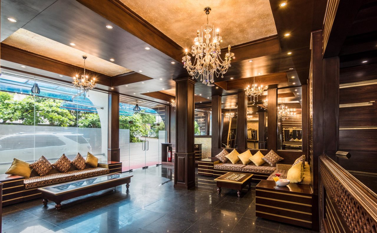 Ceylon City Hotel Mt Lavinia — 4-Star Luxury Hotel in Dehiwala-Mount Lavinia, Sri Lanka