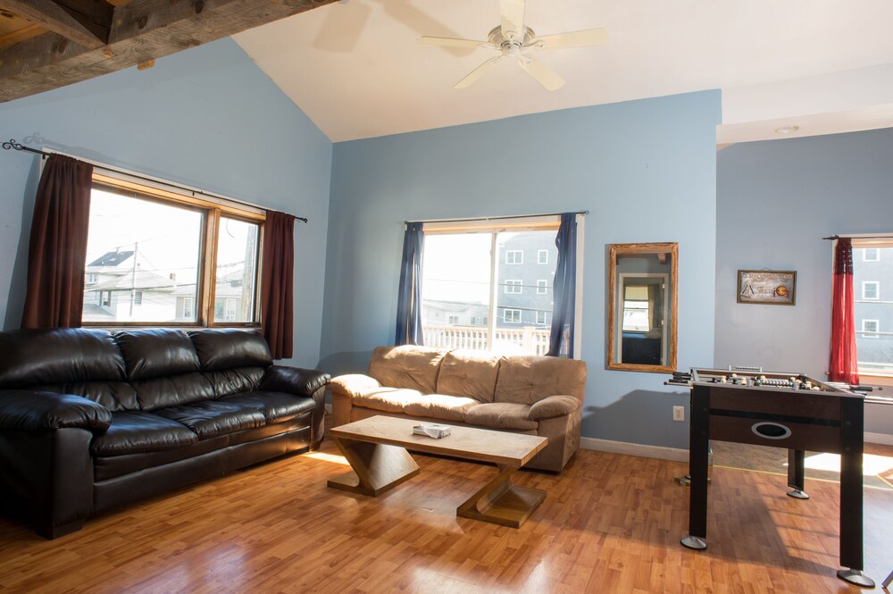 Nautical Motel and Suites - photo 68