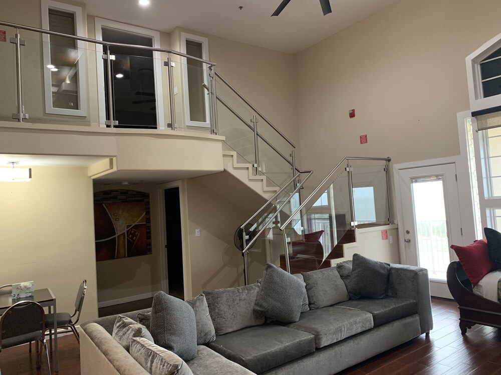 Blue Bay Inn & Suites - photo 39