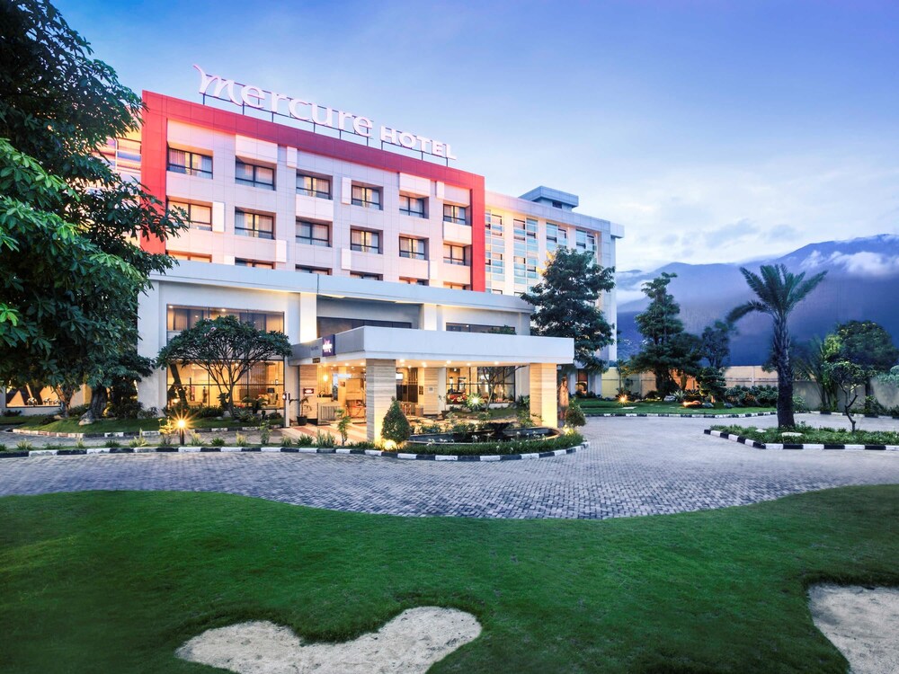 Mercure Palu — 4-Star Luxury Hotel in Palu, Indonesia