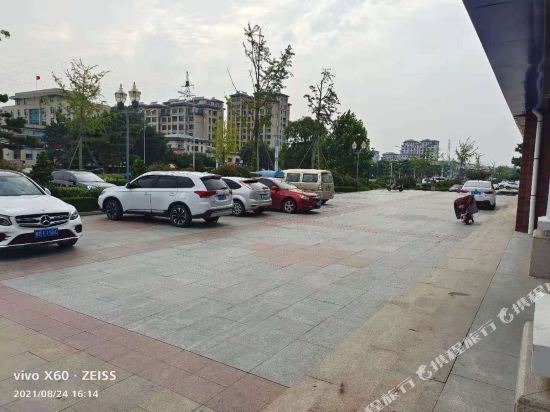 Renqiao Express Hotel in Rongcheng, People's Republic of China