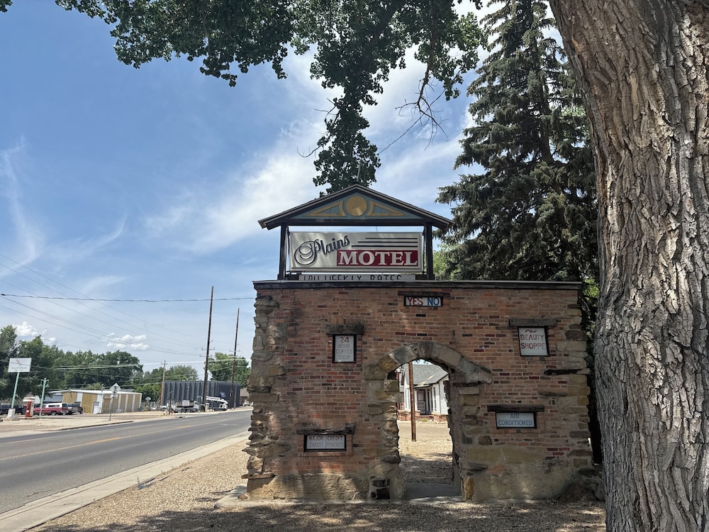 Plains motel in Douglas, United States