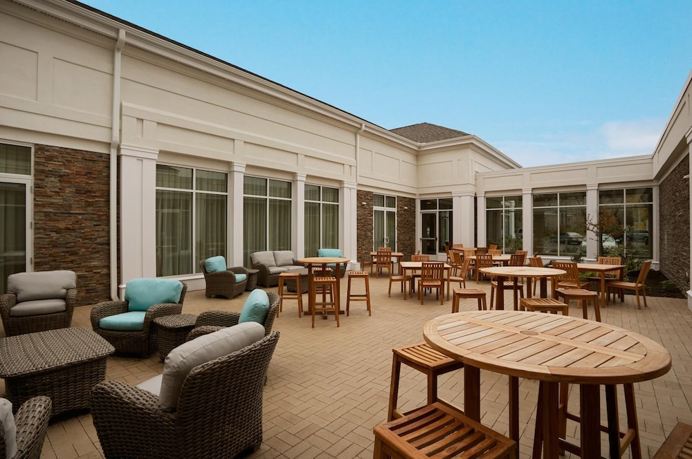 Hilton Garden Inn Auburn - photo 59