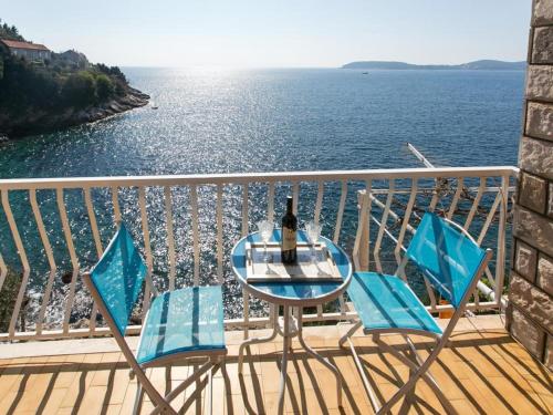 Apartments Neve One Bedroom Apartment with Balcony and Sea View