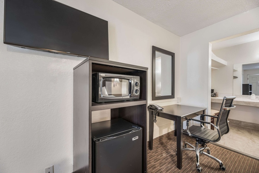 Rodeway Inn Flagstaff Downtown - photo 34