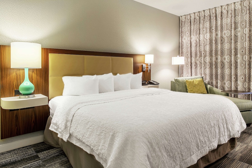 Hampton Inn Minneapolis St. Paul Woodbury - photo 9