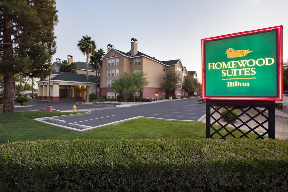 Homewood Suites by Hilton Phoenix Biltmore - photo 41
