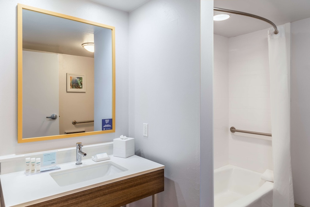 Hampton Inn Lacrosse Onalaska - photo 17