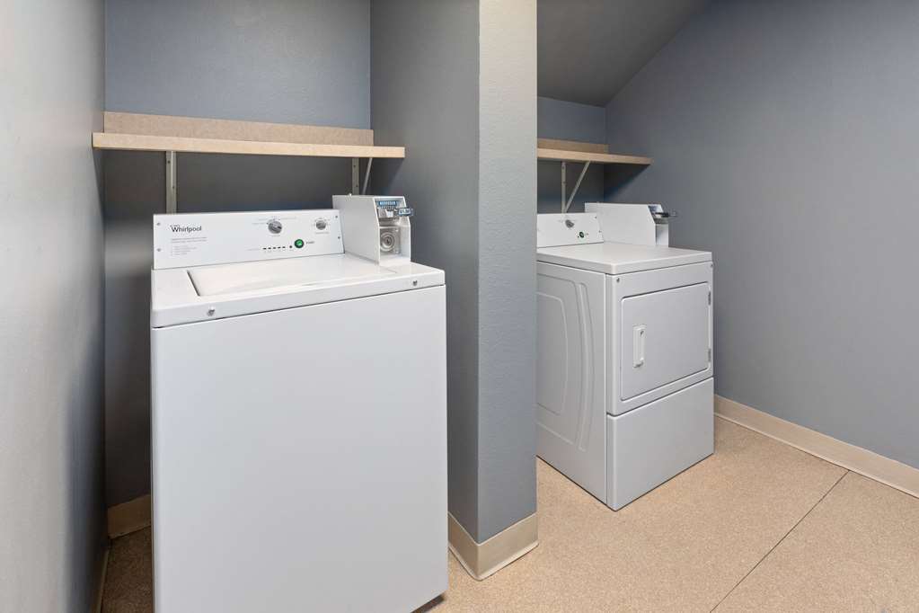 AmericInn by Wyndham North Branch - photo 38