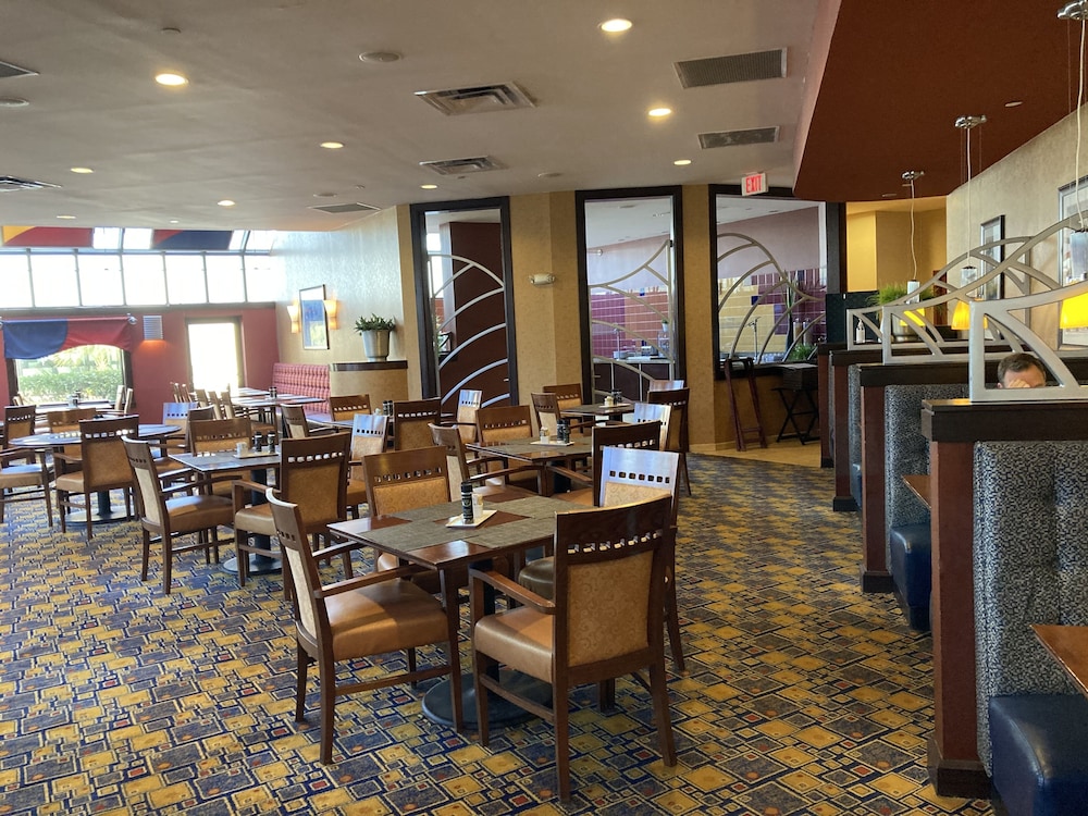 Marriott Tampa Westshore - photo 25