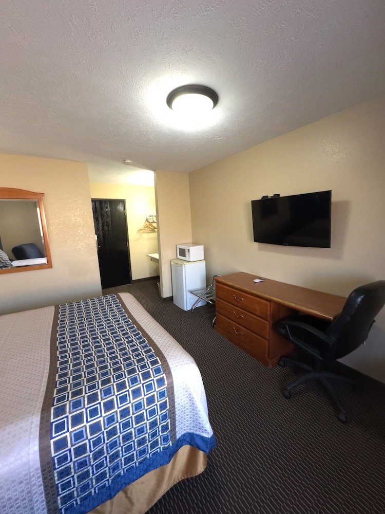 Eco Lux Inn - photo 8