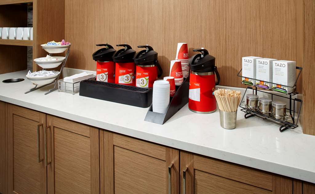 Hyatt Place Miami Airport East - photo 43
