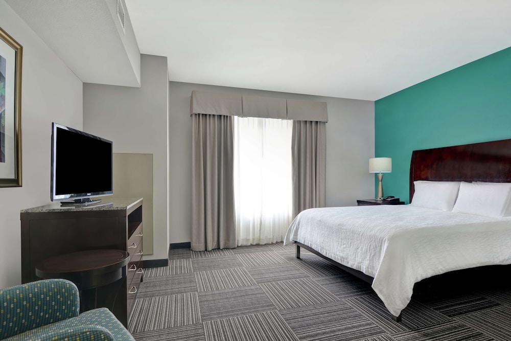 Hilton Garden Inn Fayettevile - photo 20