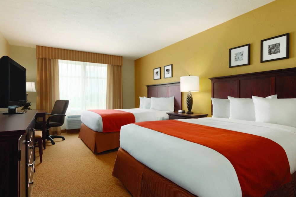 Country Inn & Suites by Radisson Salina KS - photo 18