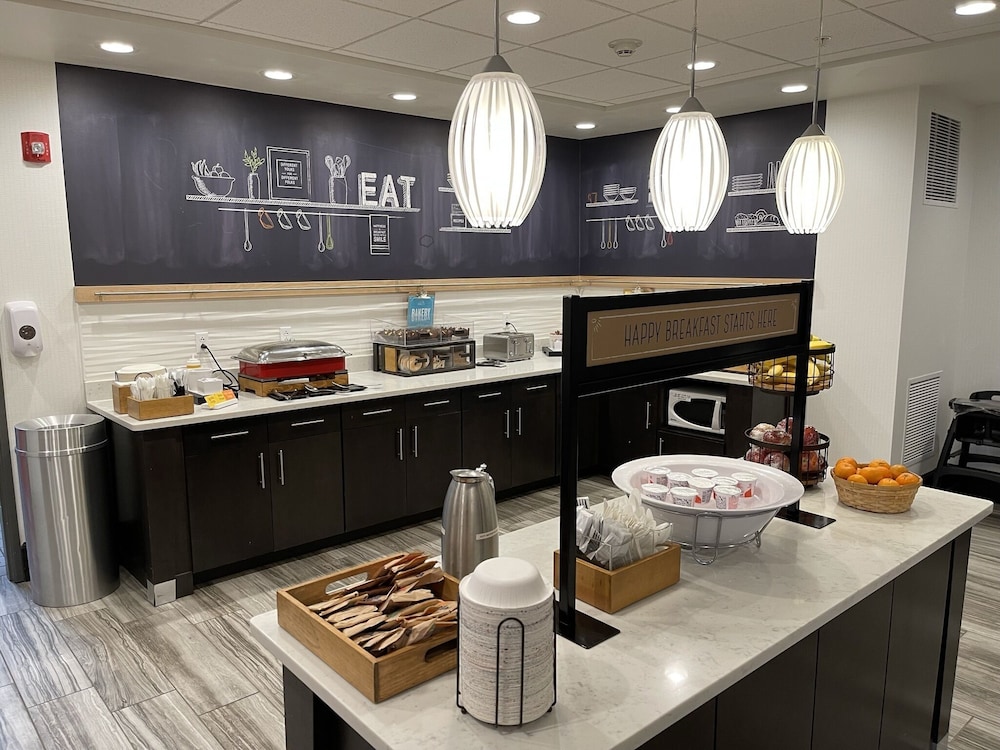 Hampton Inn Buffalo Hamburg - photo 34