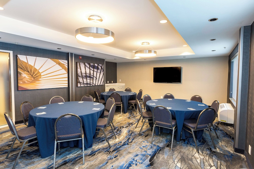 Fairfield Inn by Marriott Raleigh Airport RTP - photo 38