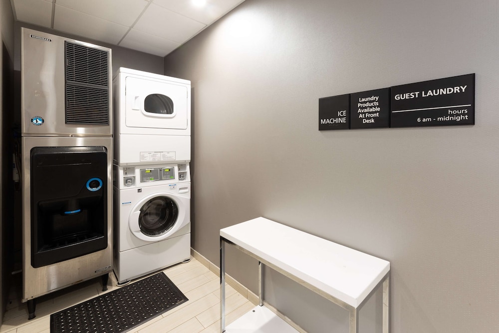 Hampton Inn Columbia I 26 Harbison Blvd. - photo 87